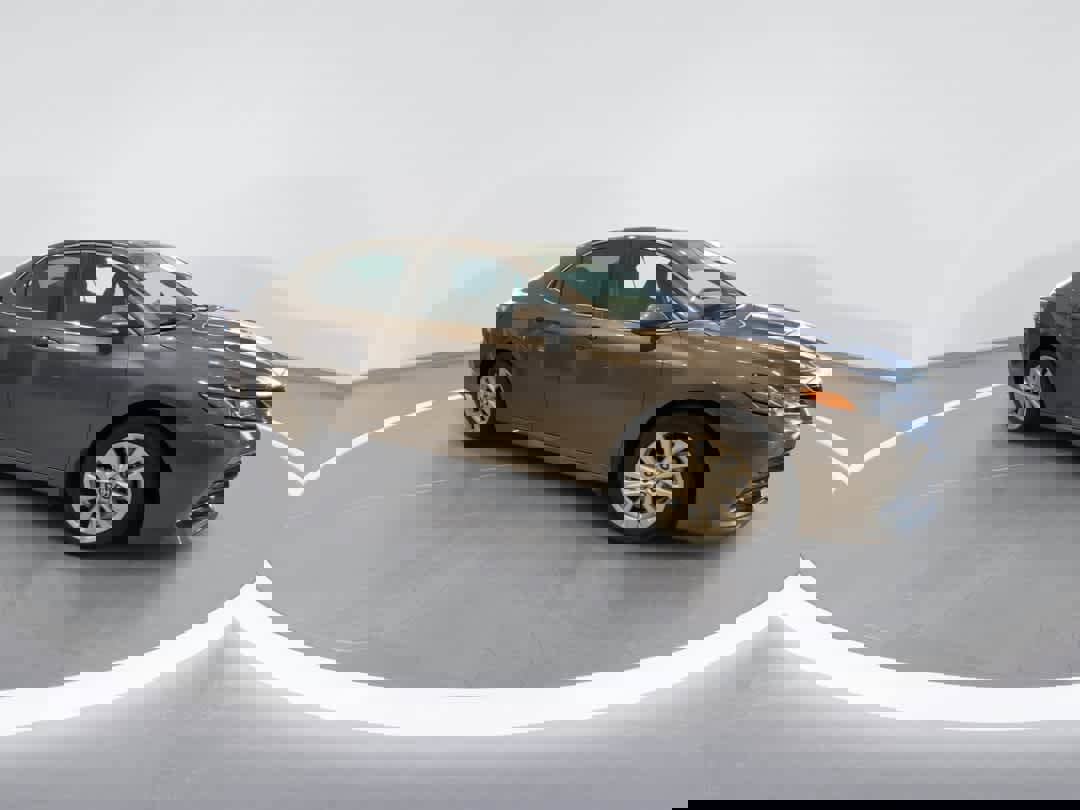 Used 2024 Toyota Camry LE FWD image 2