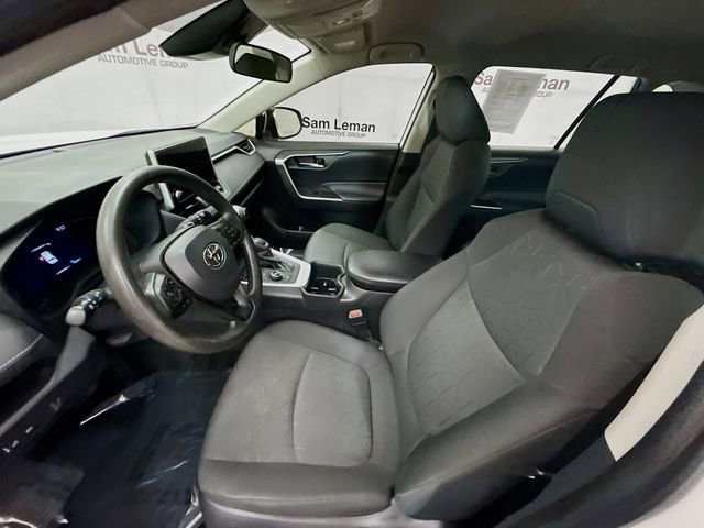 Used 2023 Toyota RAV4 AWD Hybrid image 19