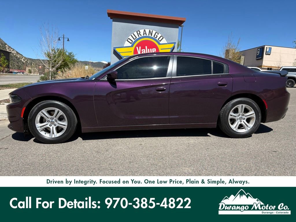Used 2020 Dodge Charger SXT image 3
