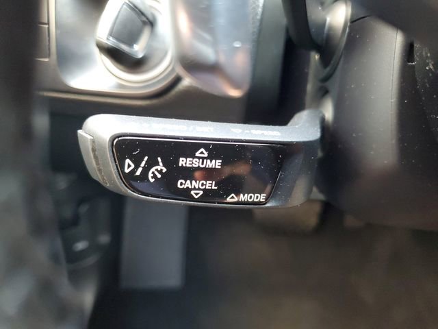 Used 2022 Porsche Cayenne Platinum Edition image 22