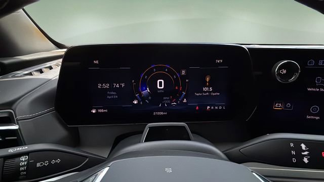 Used 2024 Chevrolet Traverse LT w/ Enhanced Driving Package FWD image 15