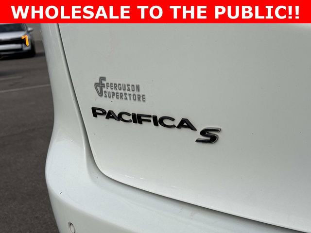 Used 2018 Chrysler Pacifica Touring Plus w/ S Appearance Package image 5