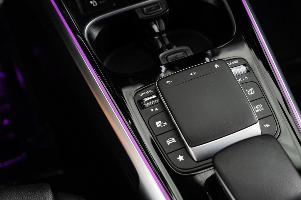 Used 2023 Mercedes-Benz EQB 250+ w/ Exclusive Package image 23