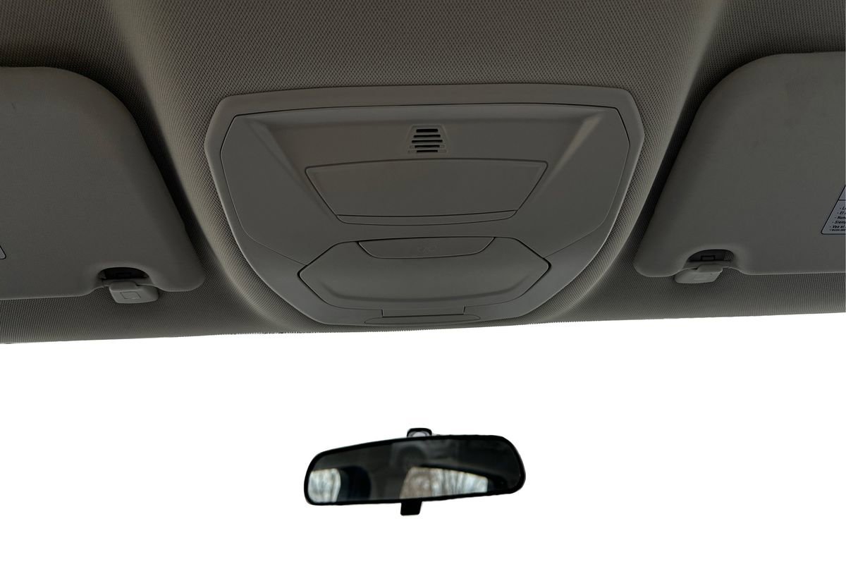 Used 2017 Ford C-MAX Energi SE w/ Equipment Group 401A image 15