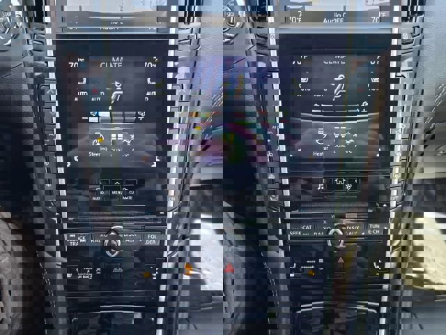 Used 2018 INFINITI Q50 Luxe w/ Essential Package (3.0T Luxe) image 29