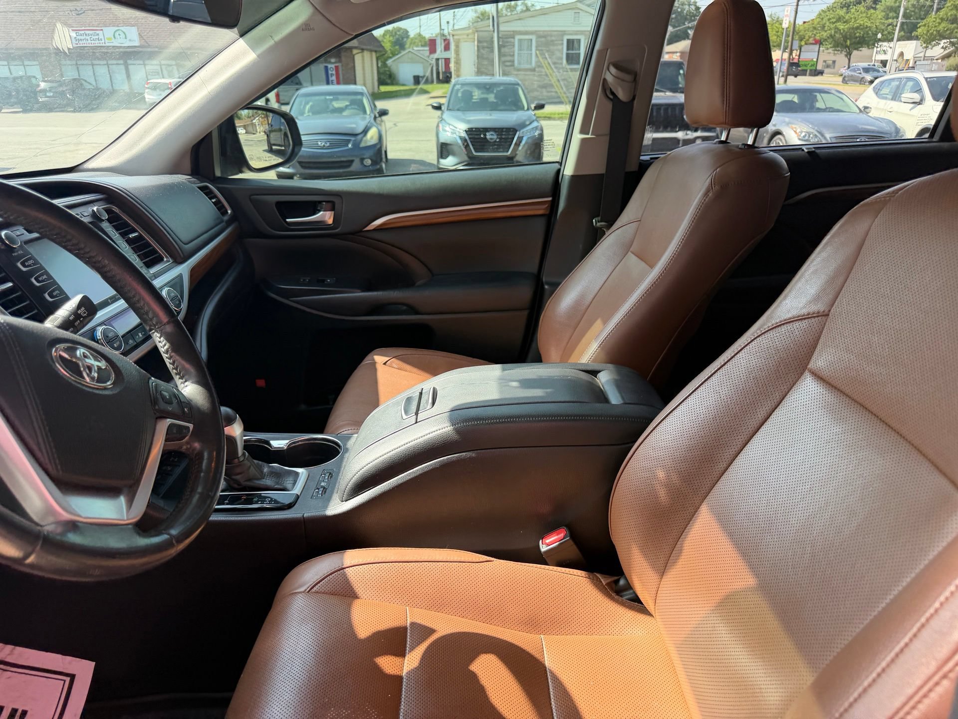 Used 2019 Toyota Highlander Limited Platinum AWD/4WD image 8
