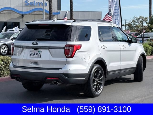 Used 2018 Ford Explorer XLT w/ Equipment Group 202A FWD image 5