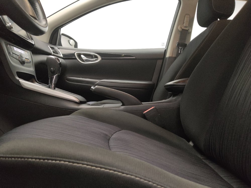 Used 2019 Nissan Sentra SV FWD image 17