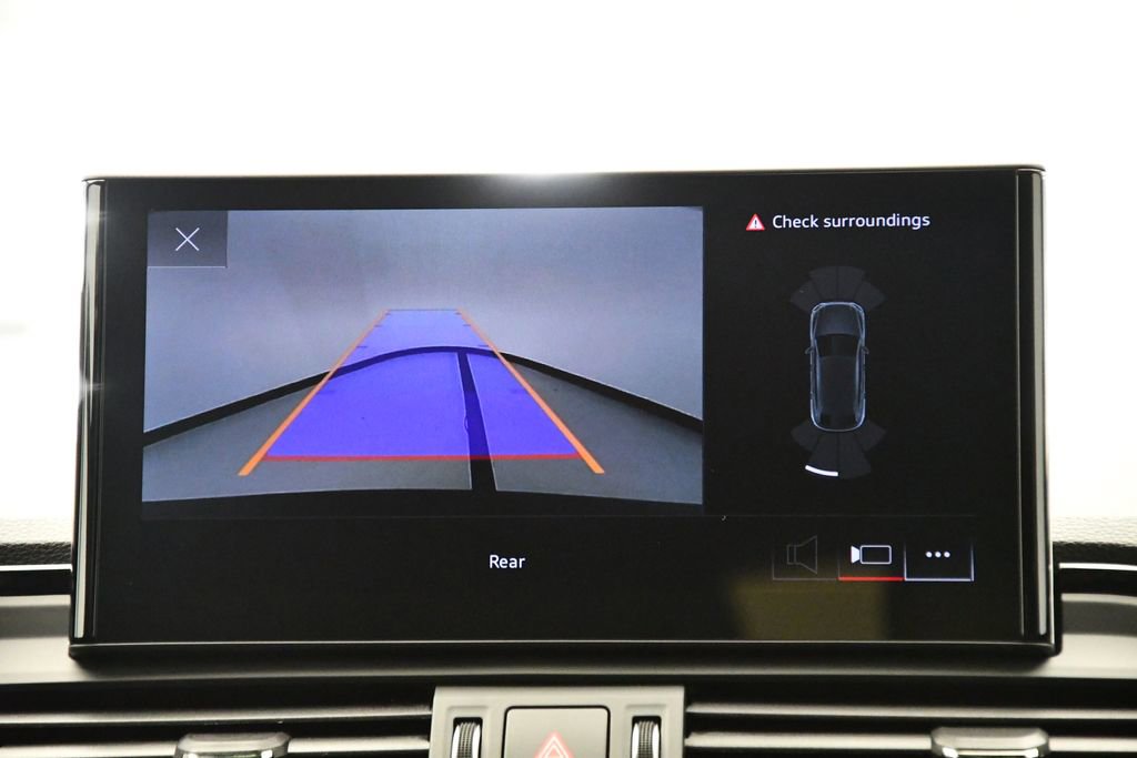 Used 2025 Audi Q5 2.0T Premium image 26