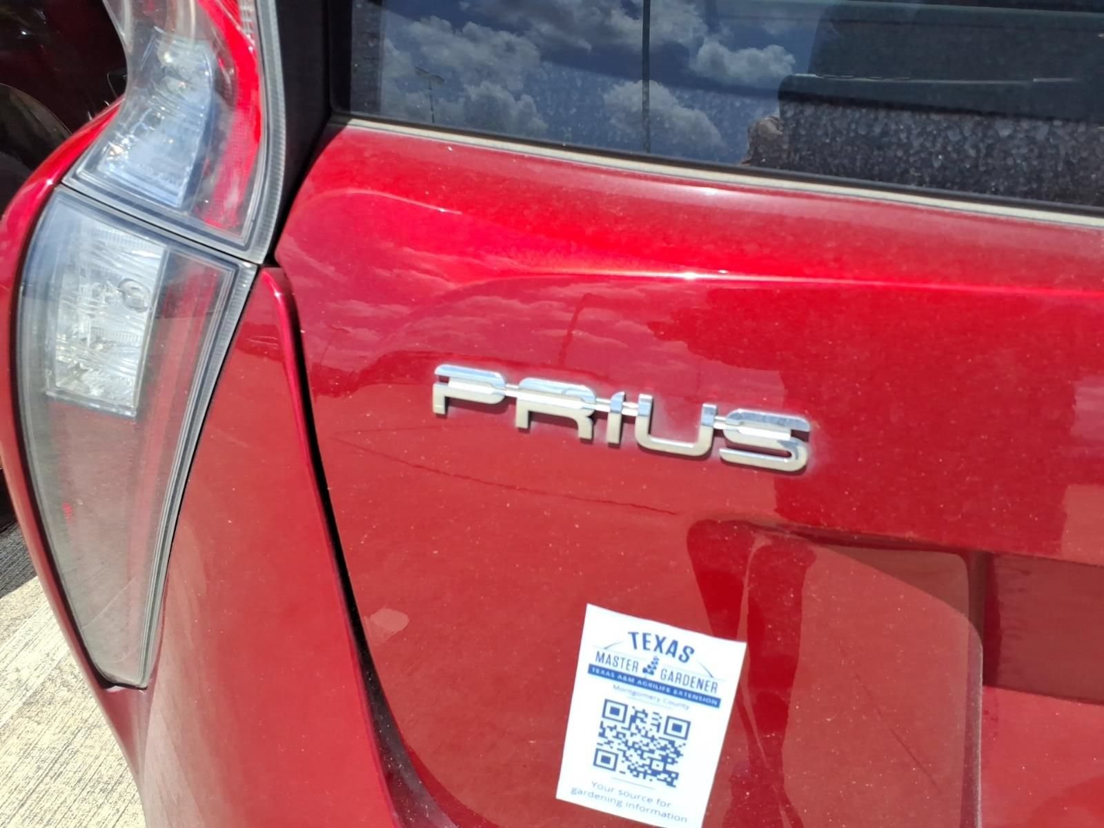 Used 2017 Toyota Prius Four w/ Advanced Technology Package FWD image 7