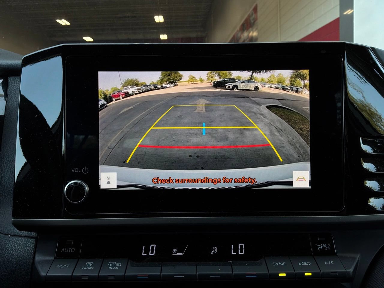 Used 2025 Toyota Camry LE FWD image 30