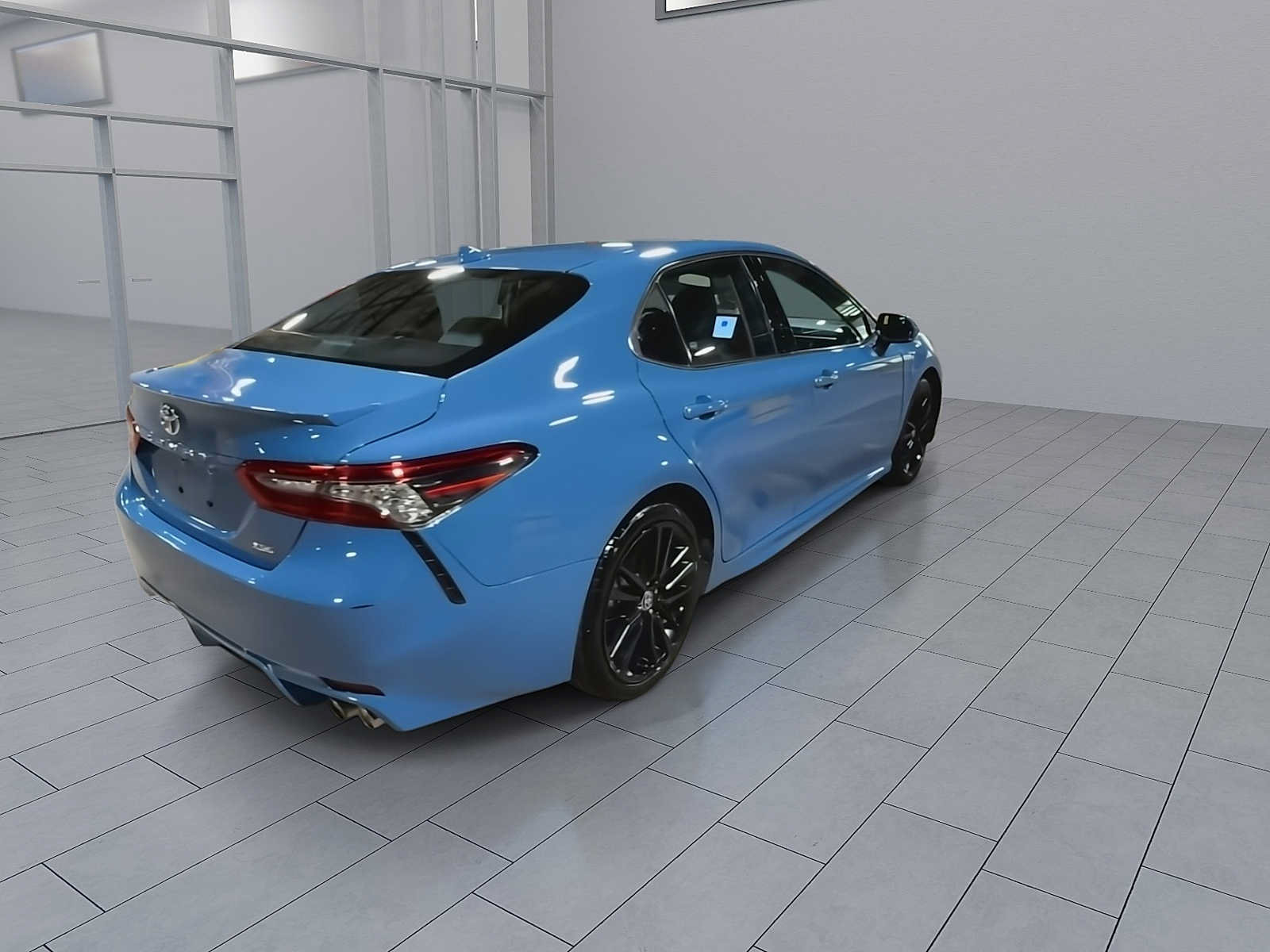 Used 2023 Toyota Camry XSE FWD image 8