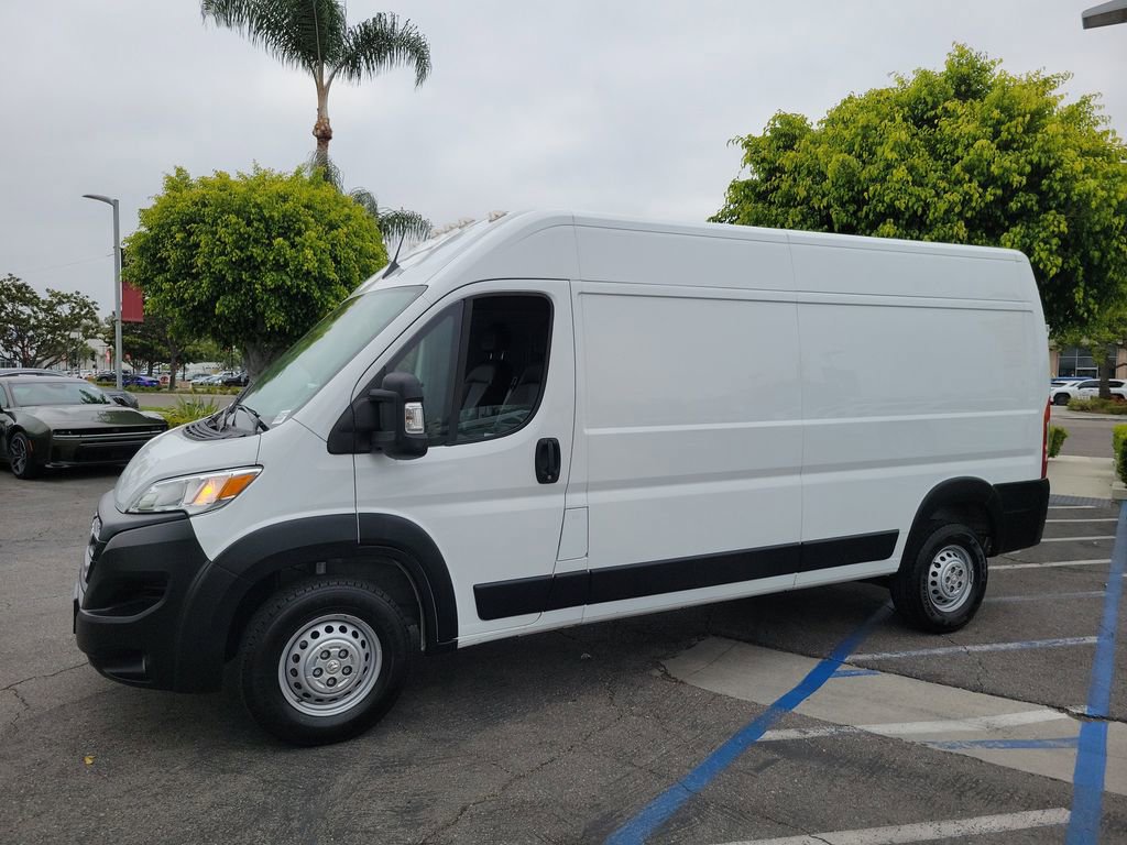 Used 2025 RAM ProMaster 2500 w/ Convenience Group FWD image 25