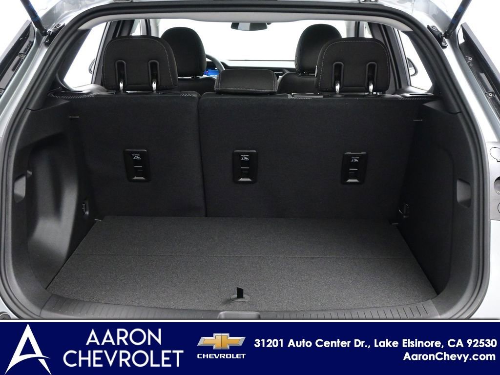 New 2027 Chevrolet Bolt LT w/ Comfort Package image 29