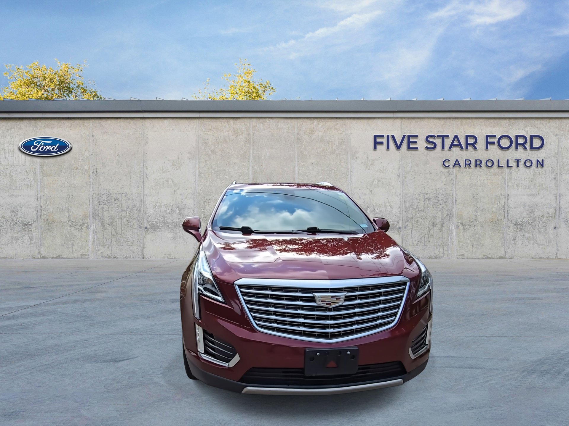 Used 2017 Cadillac XT5 Platinum image 3