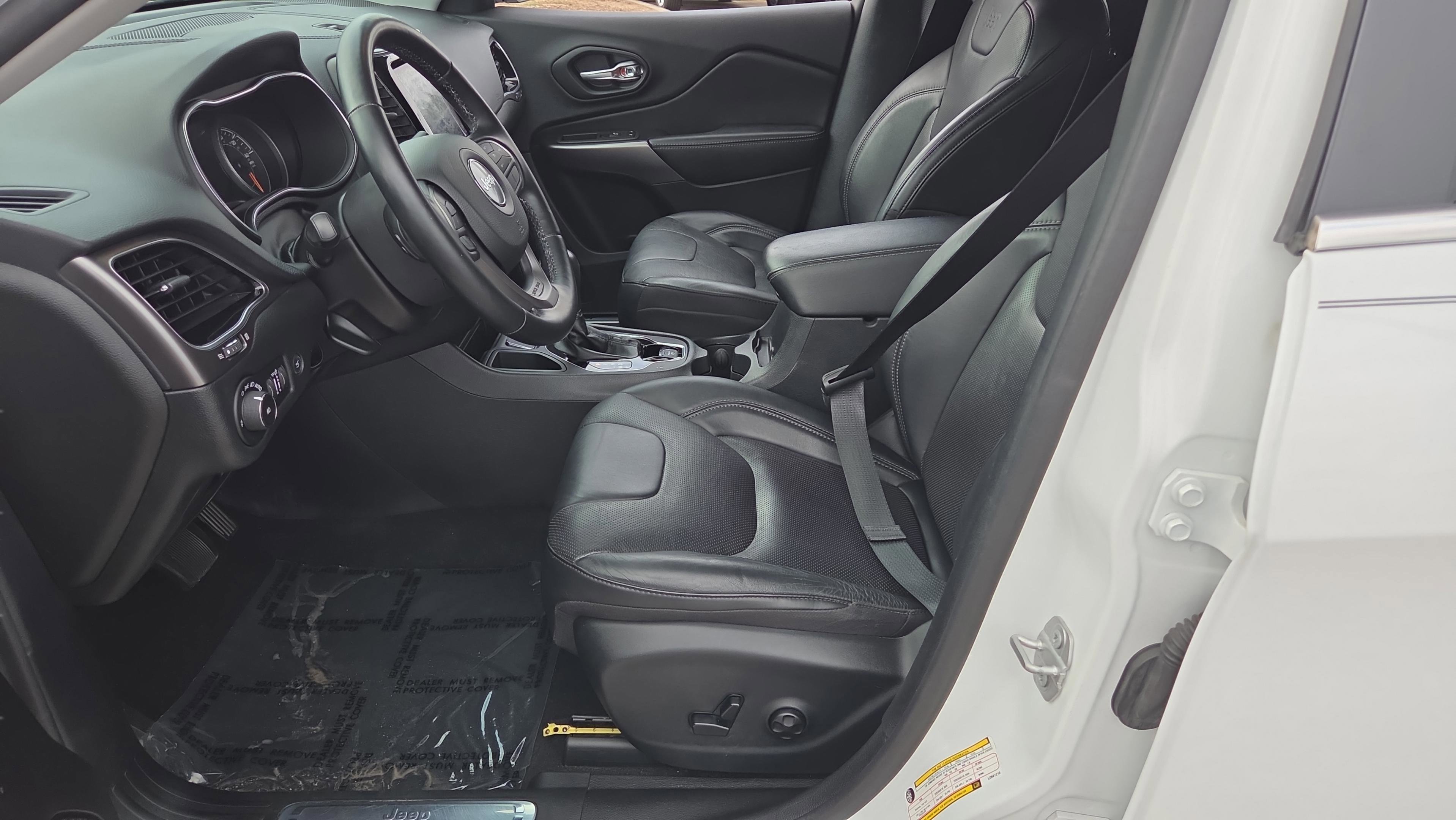 Used 2020 Jeep Cherokee Limited FWD image 9