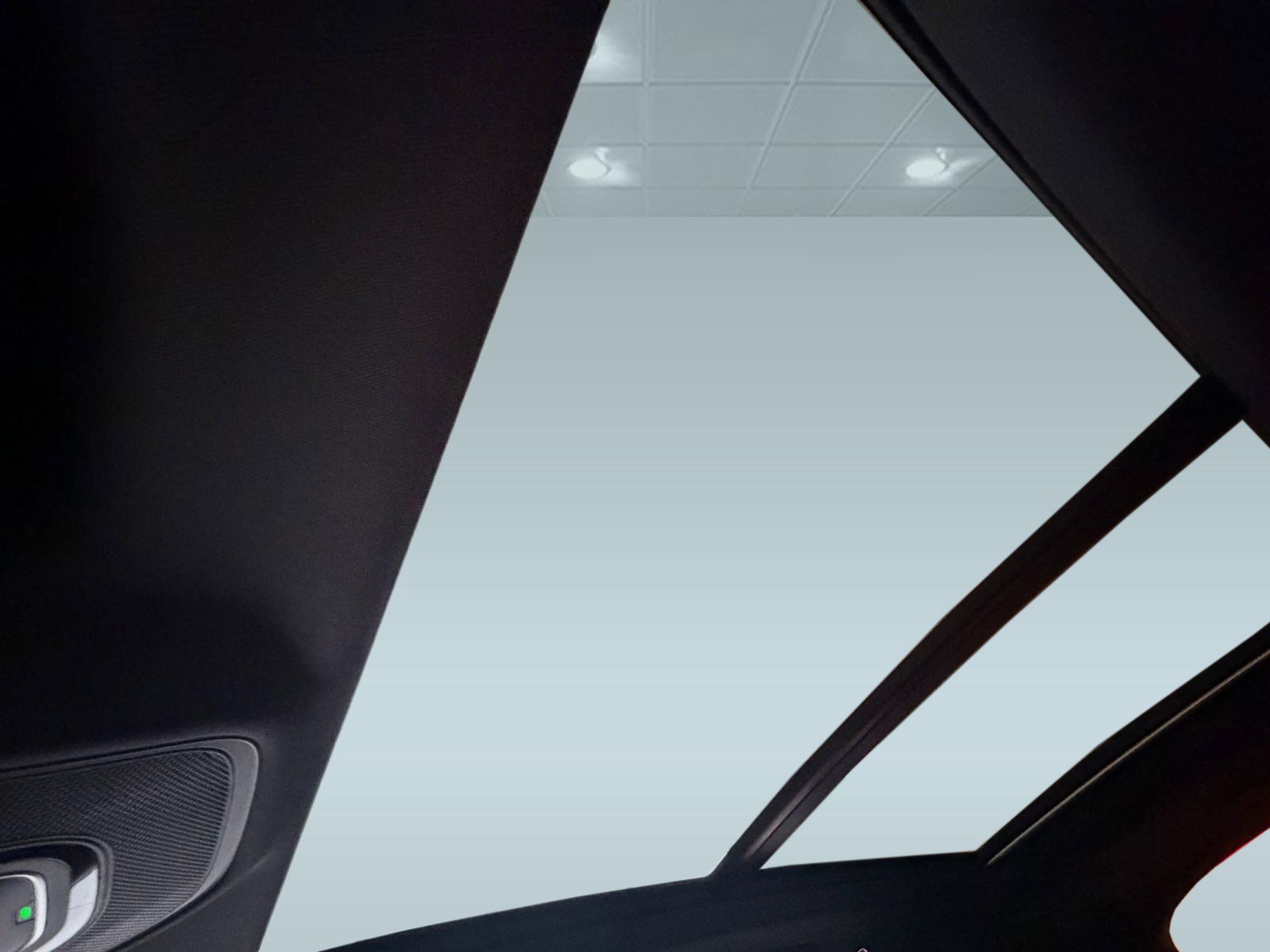 New 2026 Audi SQ7 Premium Plus image 16