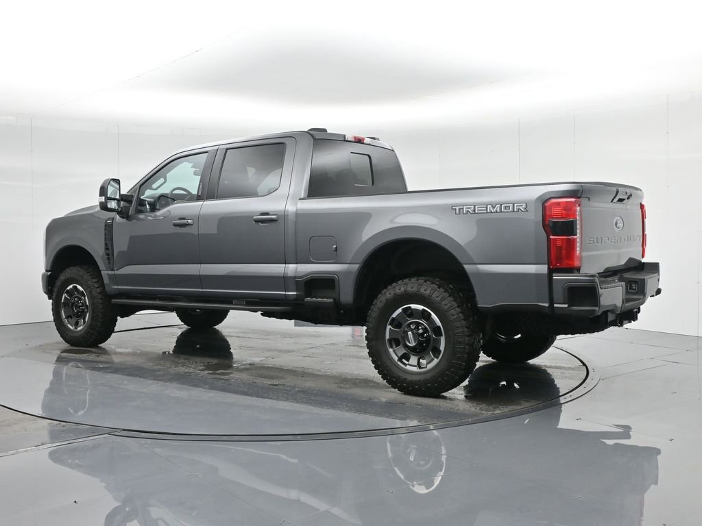 Used 2024 Ford F250 Lariat w/ Tremor Off-Road Package image 7