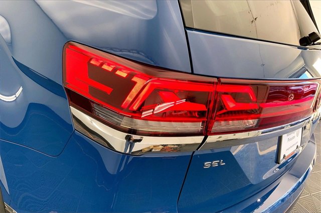 Used 2025 Volkswagen Atlas SEL image 30