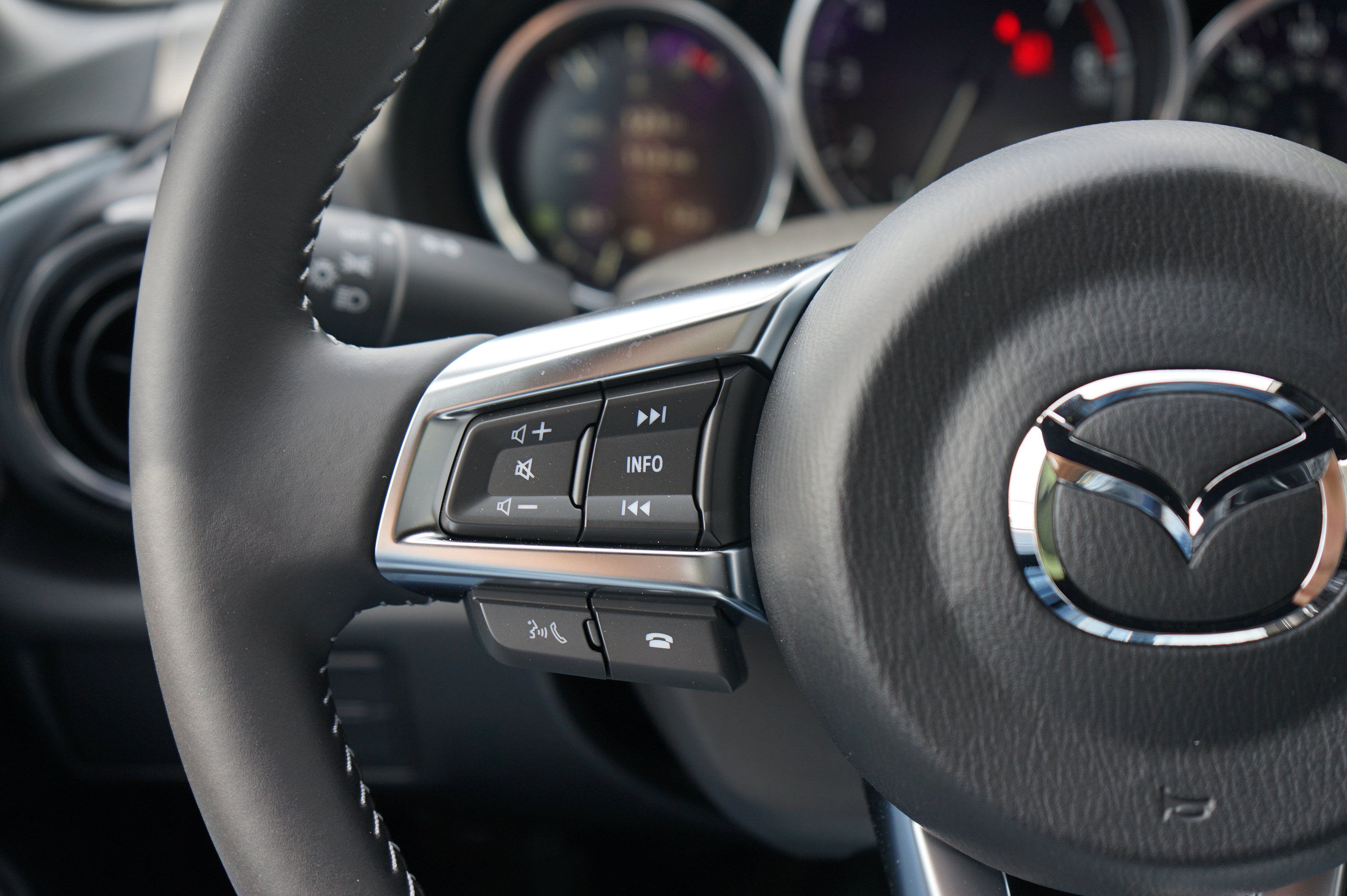 New 2025 MAZDA MX-5 Miata Club w/ Brembo/BBS Recaro Package image 25