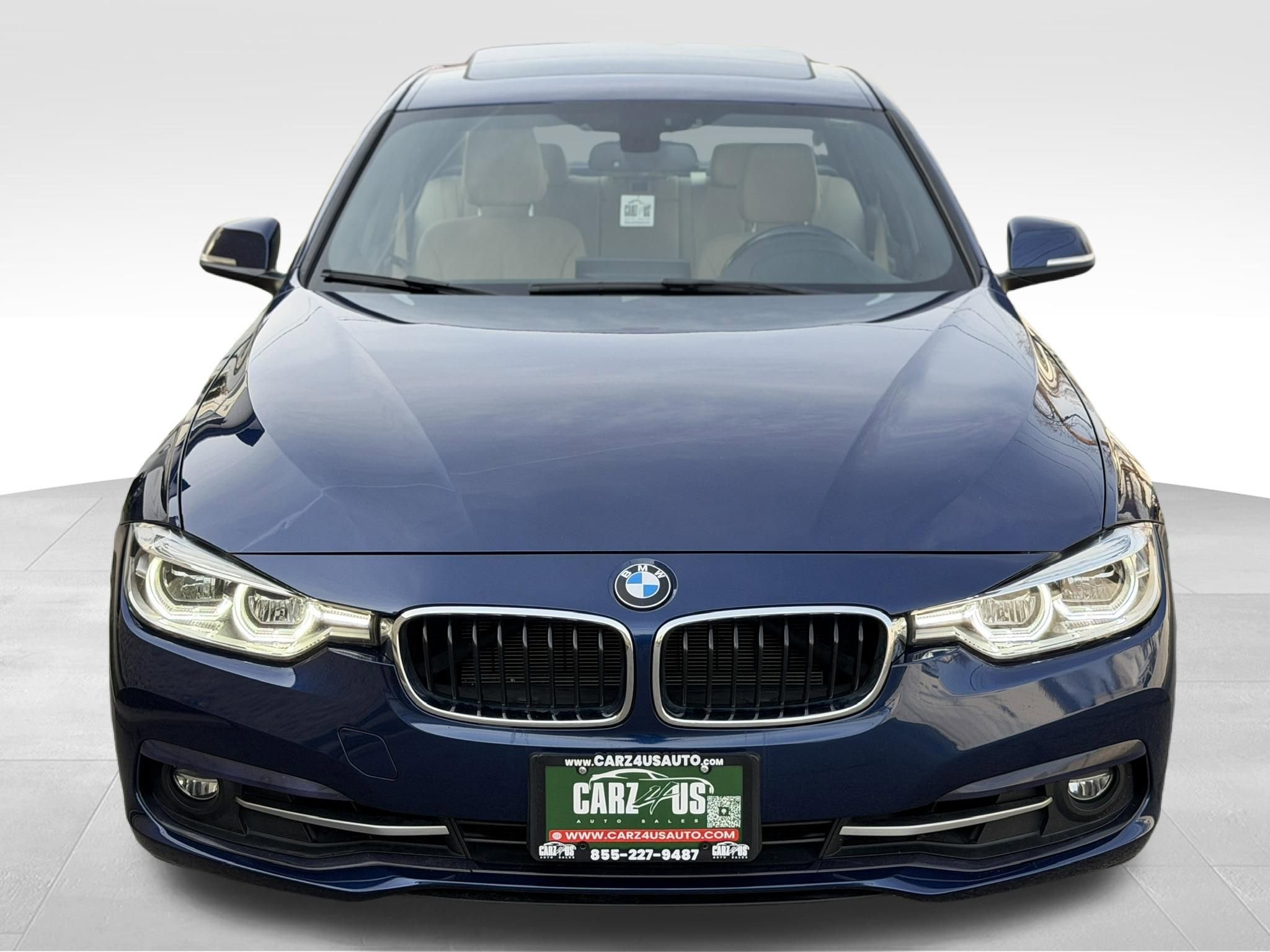 Used 2018 BMW 330i xDrive Sedan image 2