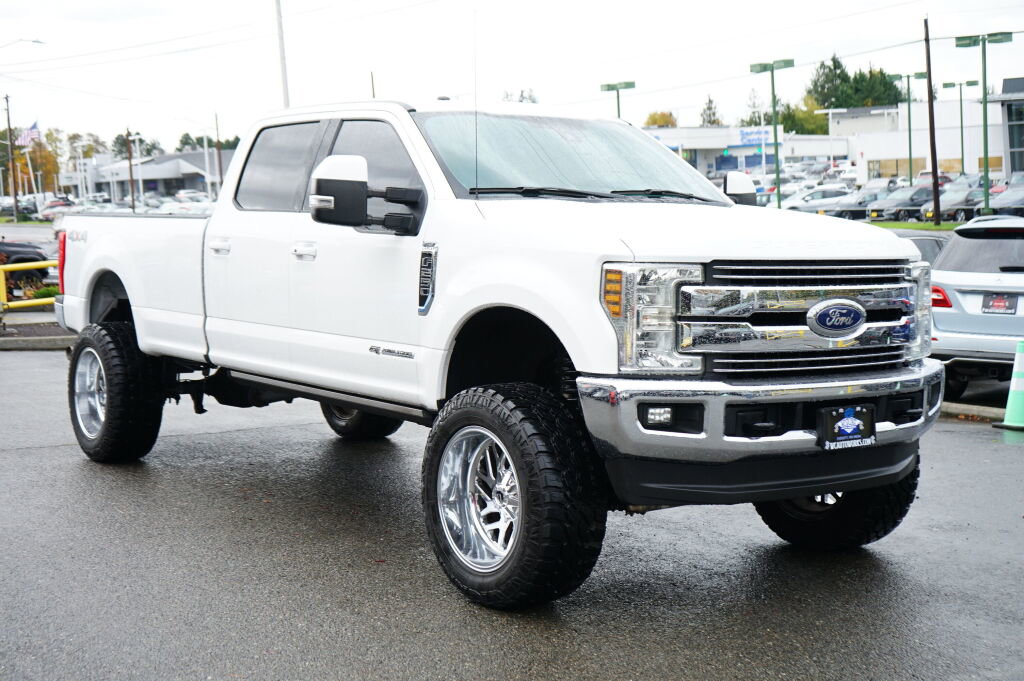 Used 2018 Ford F250 Lariat w/ Lariat Ultimate Package image 8