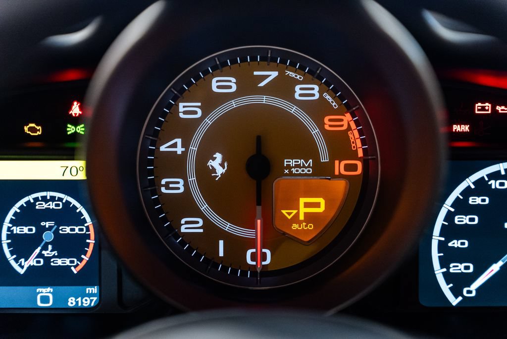 Used 2010 Ferrari 458 Italia Coupe RWD image 32