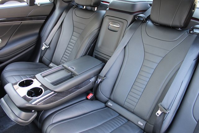 Used 2019 Mercedes-Benz S 560 Sedan image 12
