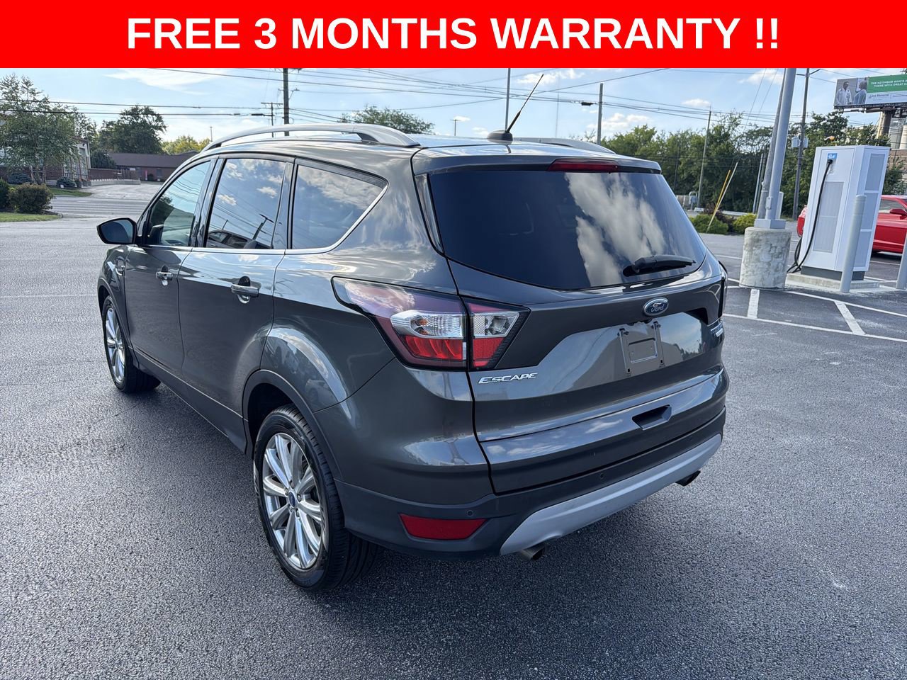 Used 2017 Ford Escape Titanium FWD image 27