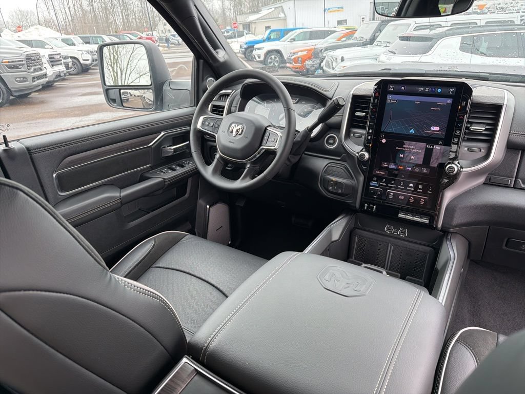 New 2026 RAM 2500 Laramie AWD/4WD image 10