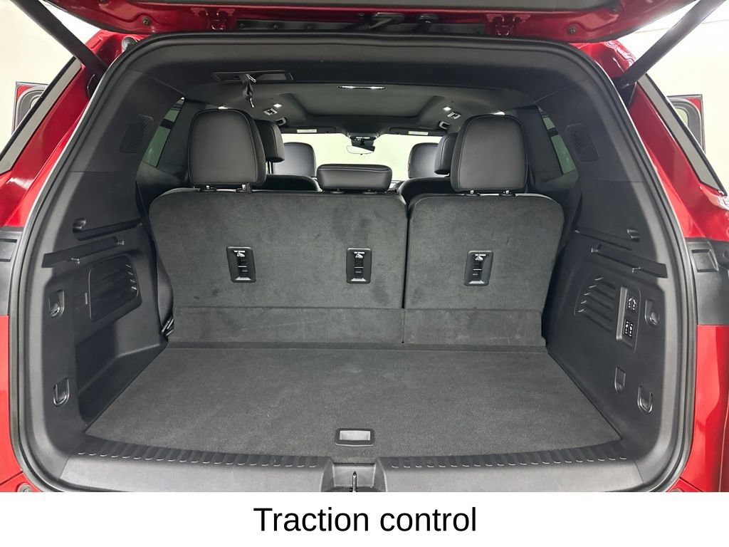Used 2025 Buick Enclave Avenir w/ Super Cruise Package AWD/4WD image 31