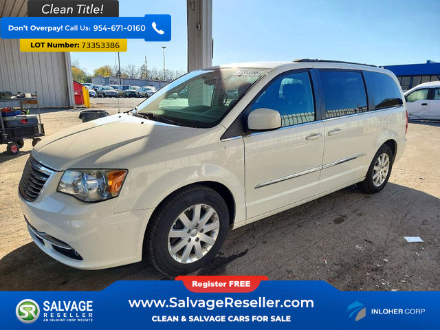 Used 2013 Chrysler Town & Country Touring FWD image 1