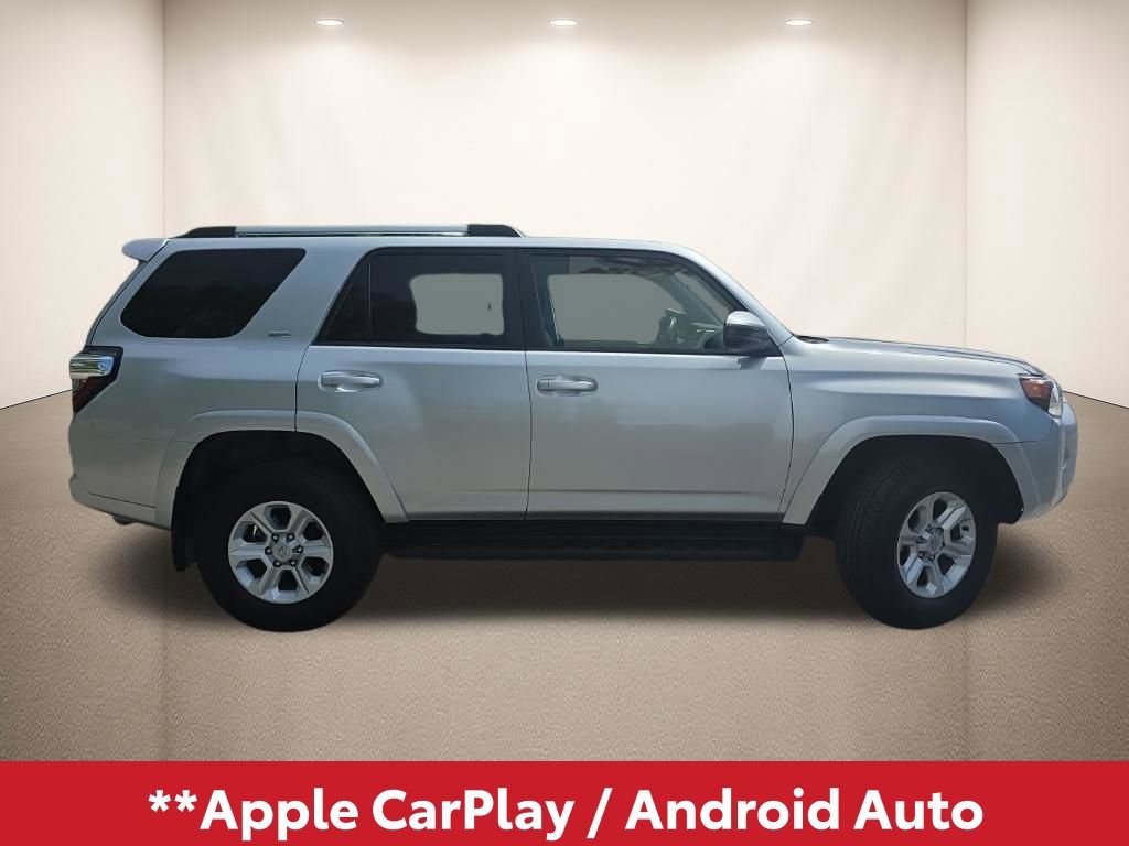 Used 2024 Toyota 4Runner SR5 AWD/4WD image 3