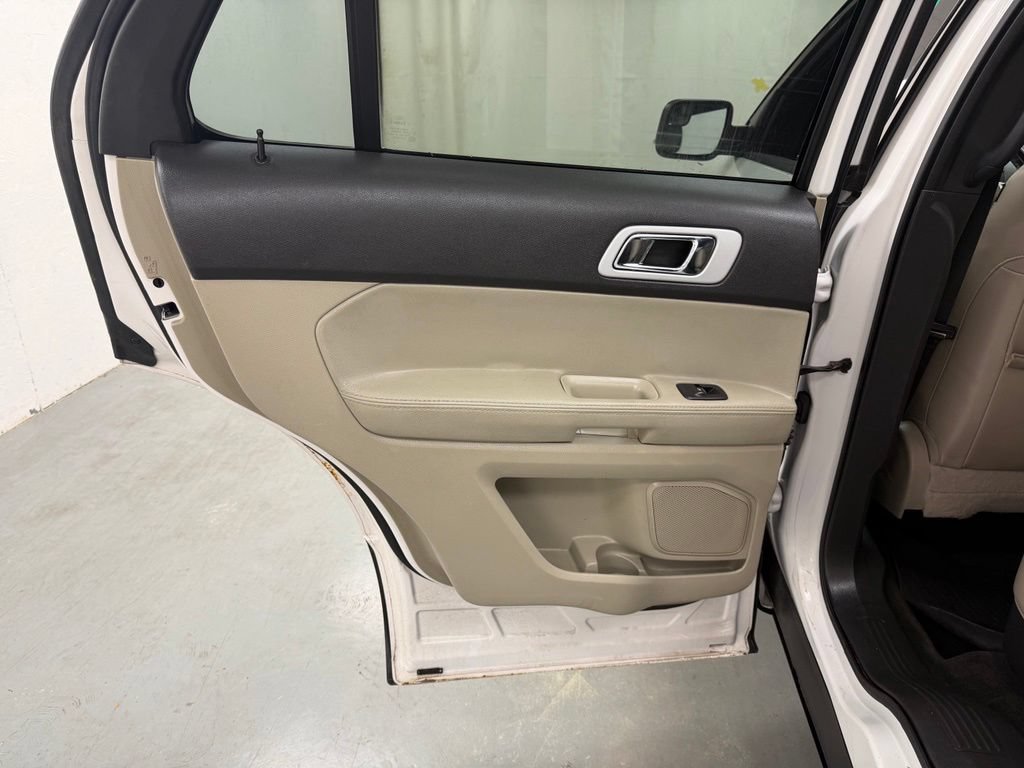 Used 2013 Ford Explorer Limited AWD/4WD image 18