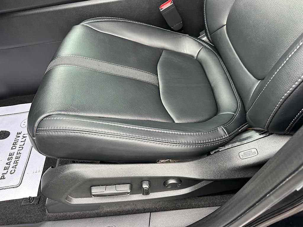 Used 2023 Honda Pilot Touring image 17