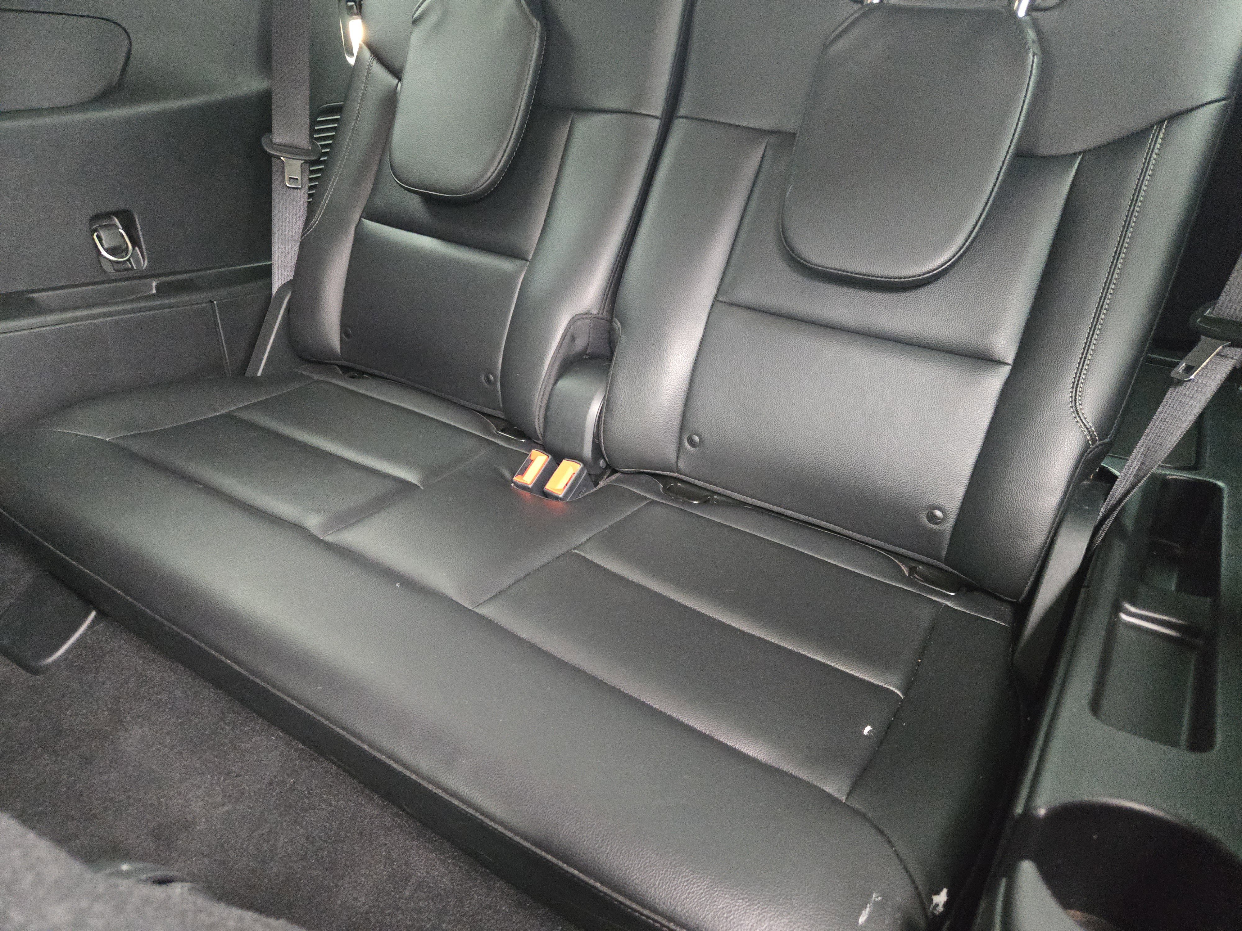 Used 2020 Ford Explorer Limited w/ Class III Trailer Tow Package image 34