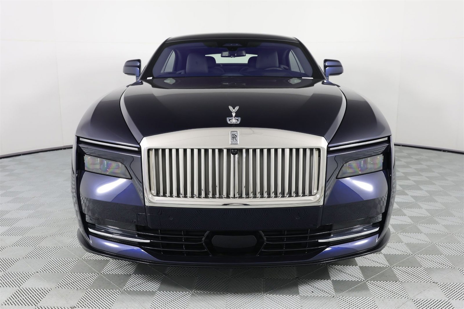 Used 2024 Rolls-Royce Spectre w/ Spectre Launch Package image 10