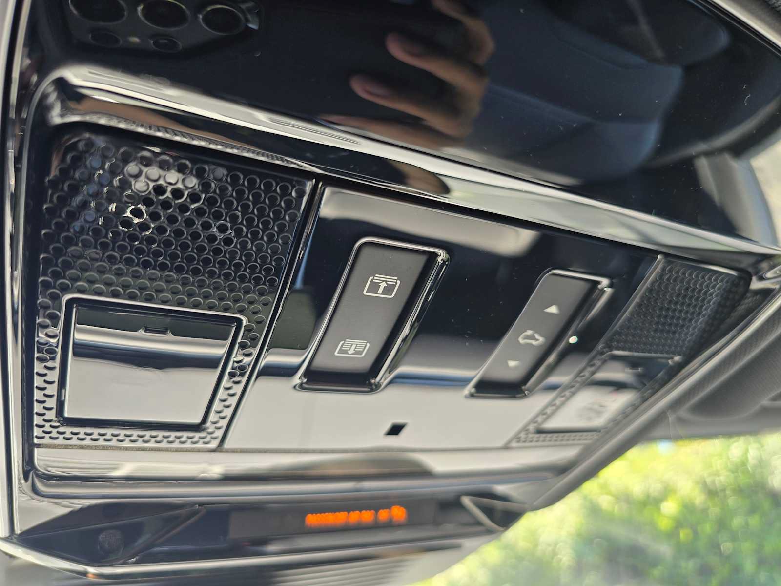 New 2025 Land Rover Range Rover Sport Dynamic SE AWD/4WD image 34
