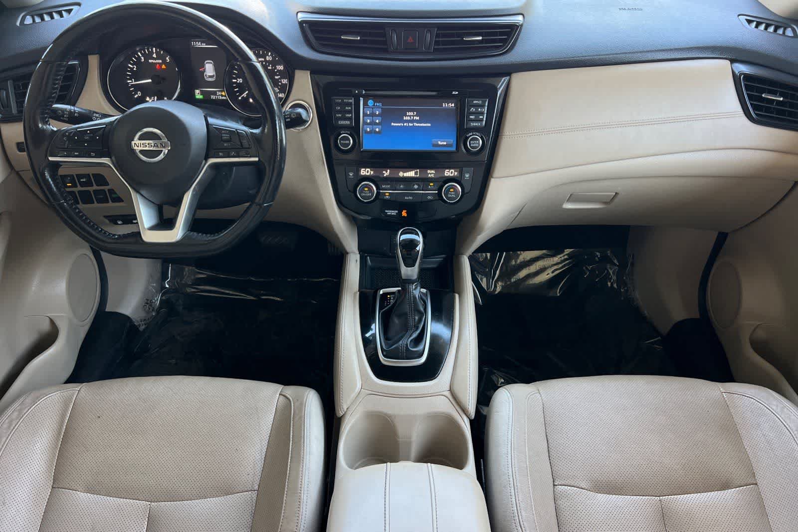Used 2017 Nissan Rogue SL FWD image 4