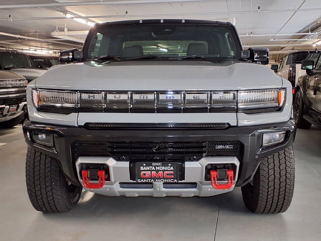 New 2026 GMC Hummer EV 4x4 Crew Cab w/ LPO, Illumination Package image 2