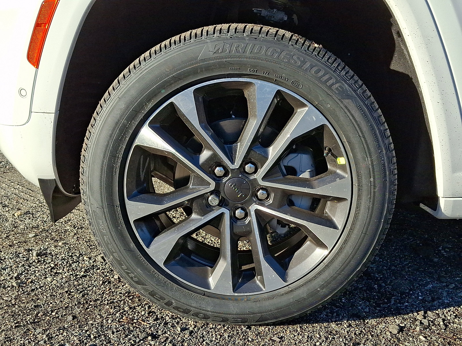 New 2025 Jeep Grand Cherokee Overland w/ Trailer Tow Package image 5