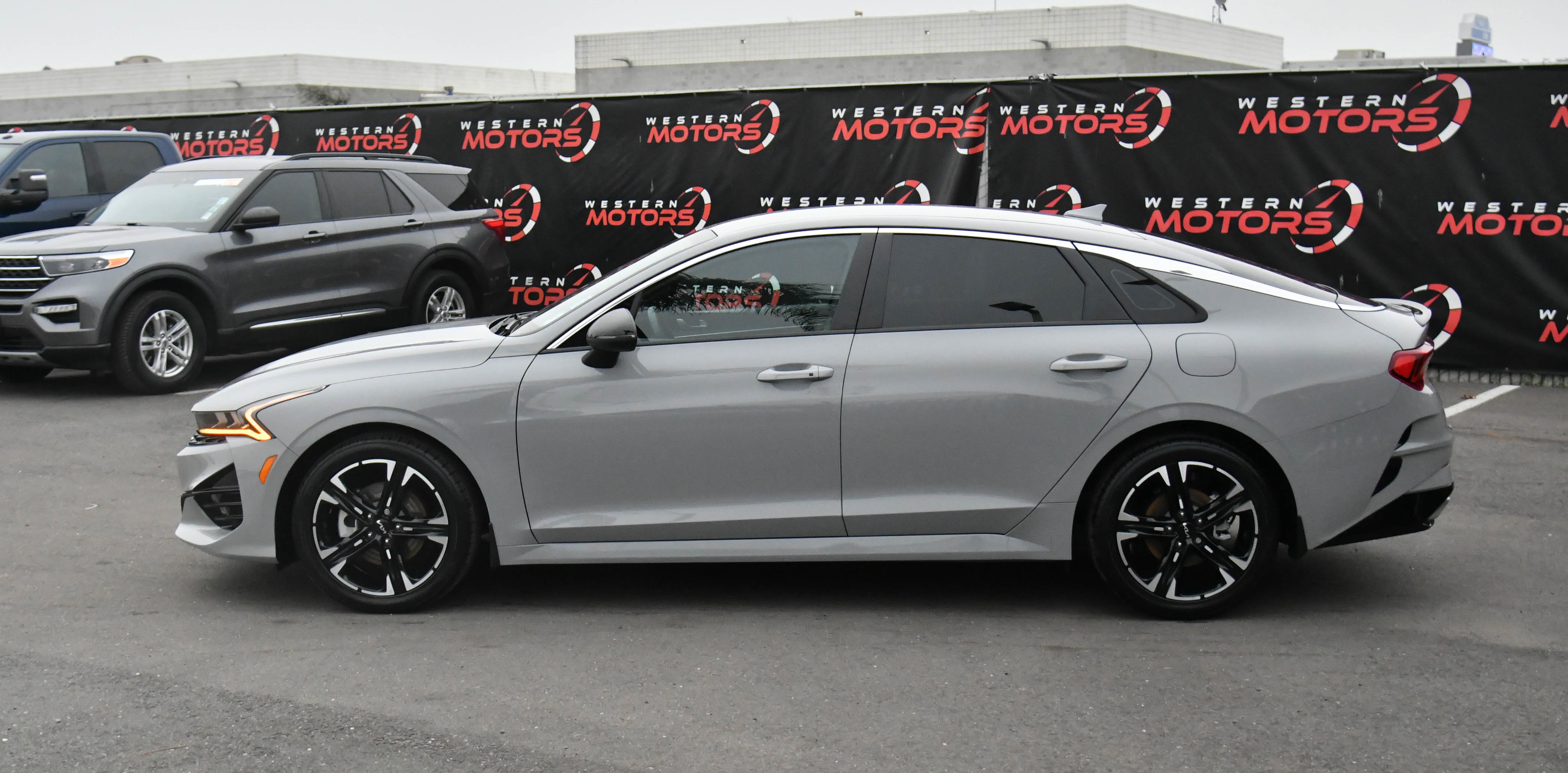 Used 2024 Kia K5 GT-Line w/ GT-Line Premium Package image 4