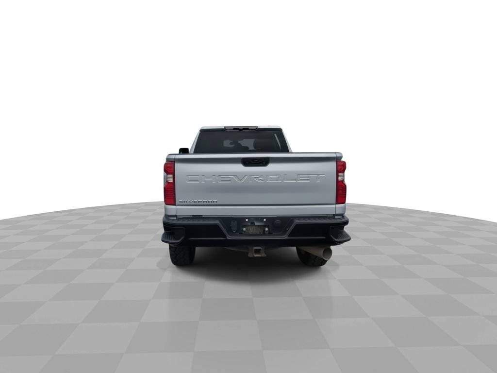 Used 2022 Chevrolet Silverado 2500 Custom w/ Custom Value Package AWD/4WD image 7