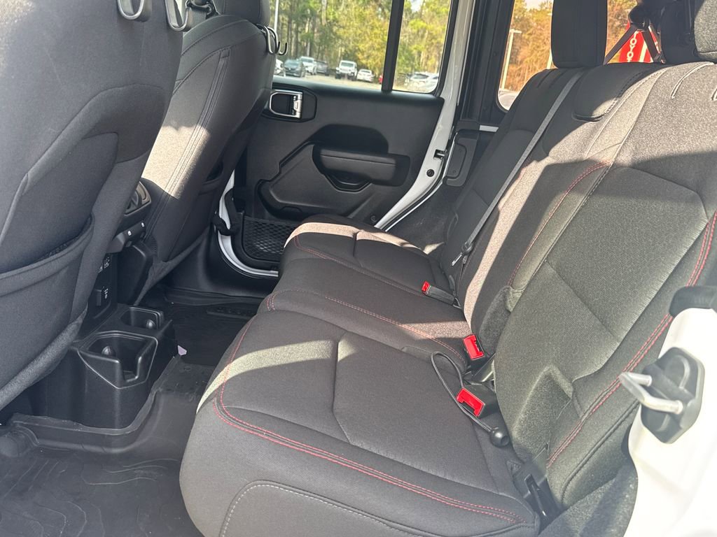 Used 2023 Jeep Wrangler Unlimited Rubicon image 14