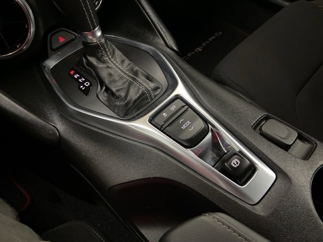 Used 2021 Chevrolet Camaro LT w/ RS Package image 41