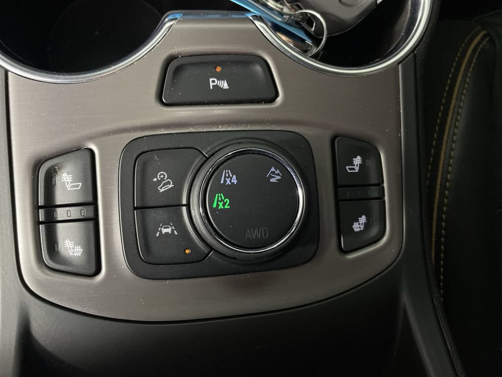 Used 2022 GMC Terrain AT4 w/ Infotainment Package II AWD/4WD image 37