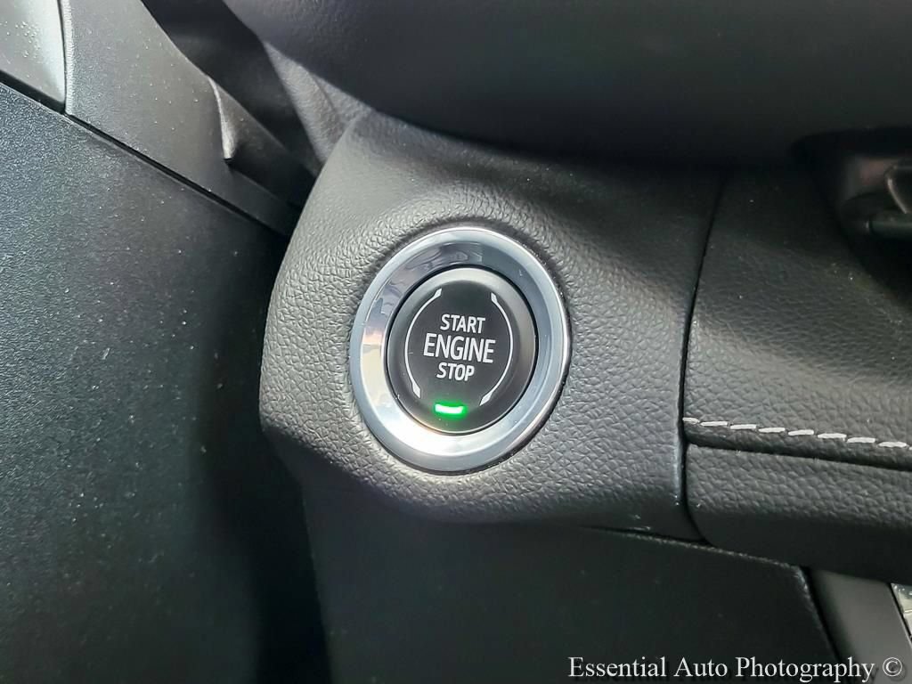 Used 2023 Buick Envision Essence w/ Sport Touring Package AWD/4WD image 18