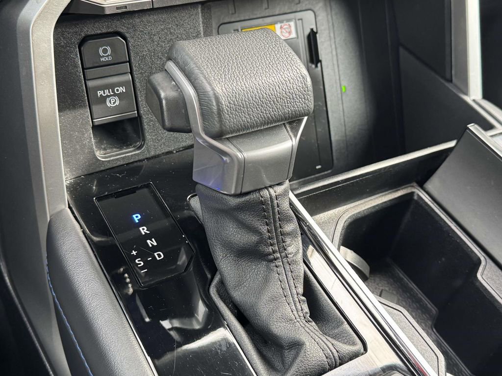 Used 2024 Toyota Sequoia Platinum image 30