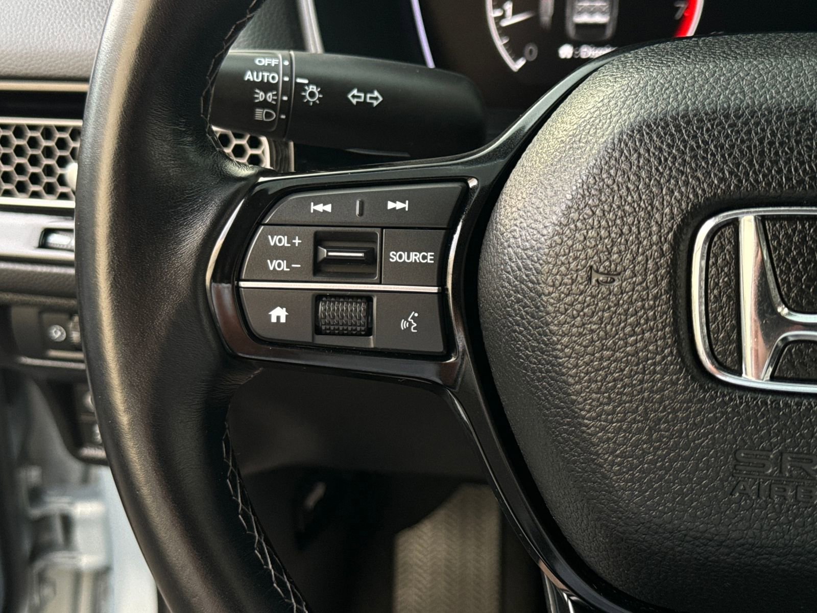 Certified 2023 Honda Civic EX image 34