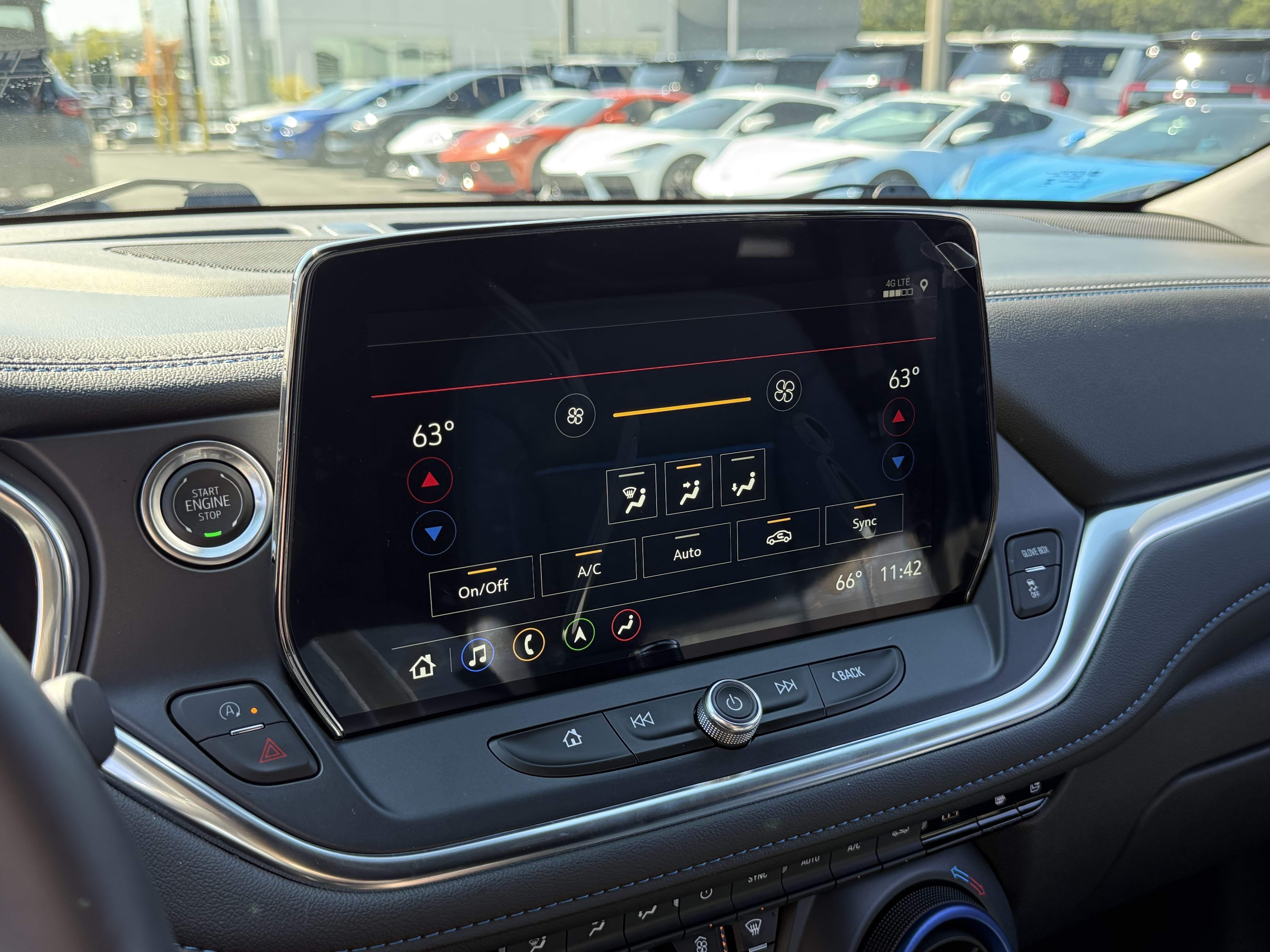 Used 2025 Chevrolet Blazer RS w/ Driver Confidence II Package FWD image 30